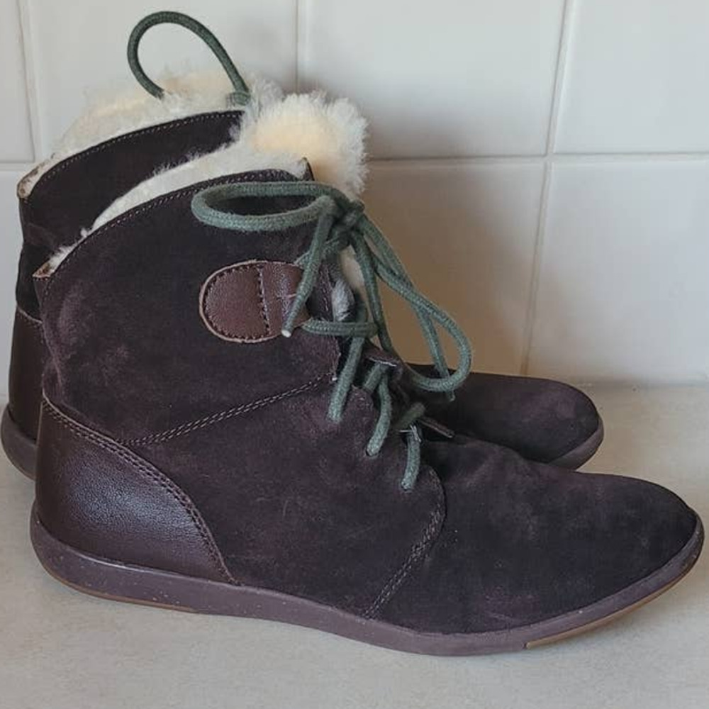 Emu Suede and Shearling Winton Booties Size 8
